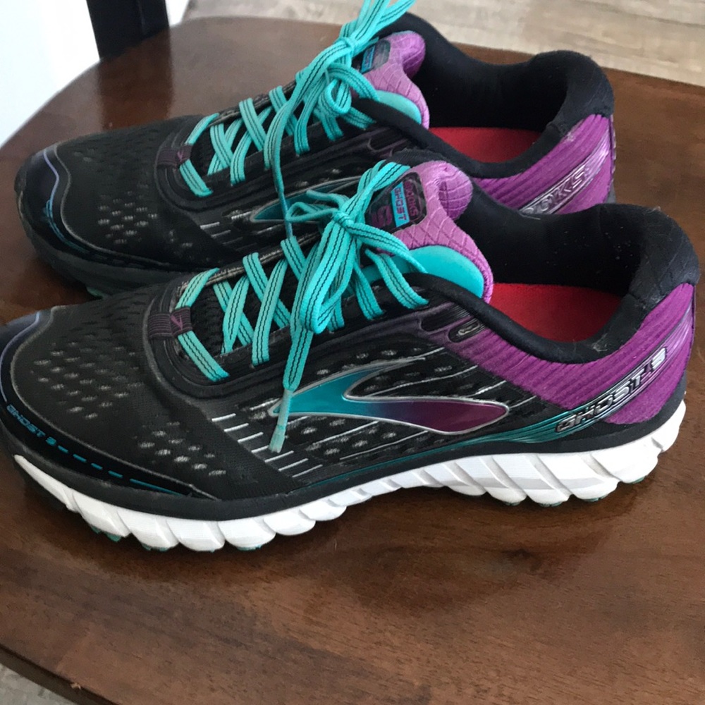 Brooks Ghost